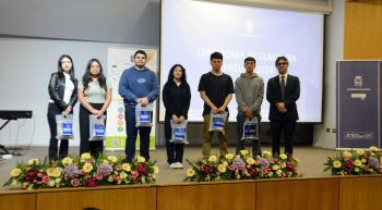 Preuniversitario de la UBB finalizó sus actividades con distinción a estudiantes