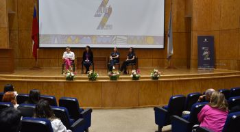 Con éxito se realizó conversatorio conmemorativo al Día Internacional de la Mujer