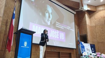Estudiantes de Ingeniería Comercial PECE vincularon aprendizaje y territorio en seminario de marketing